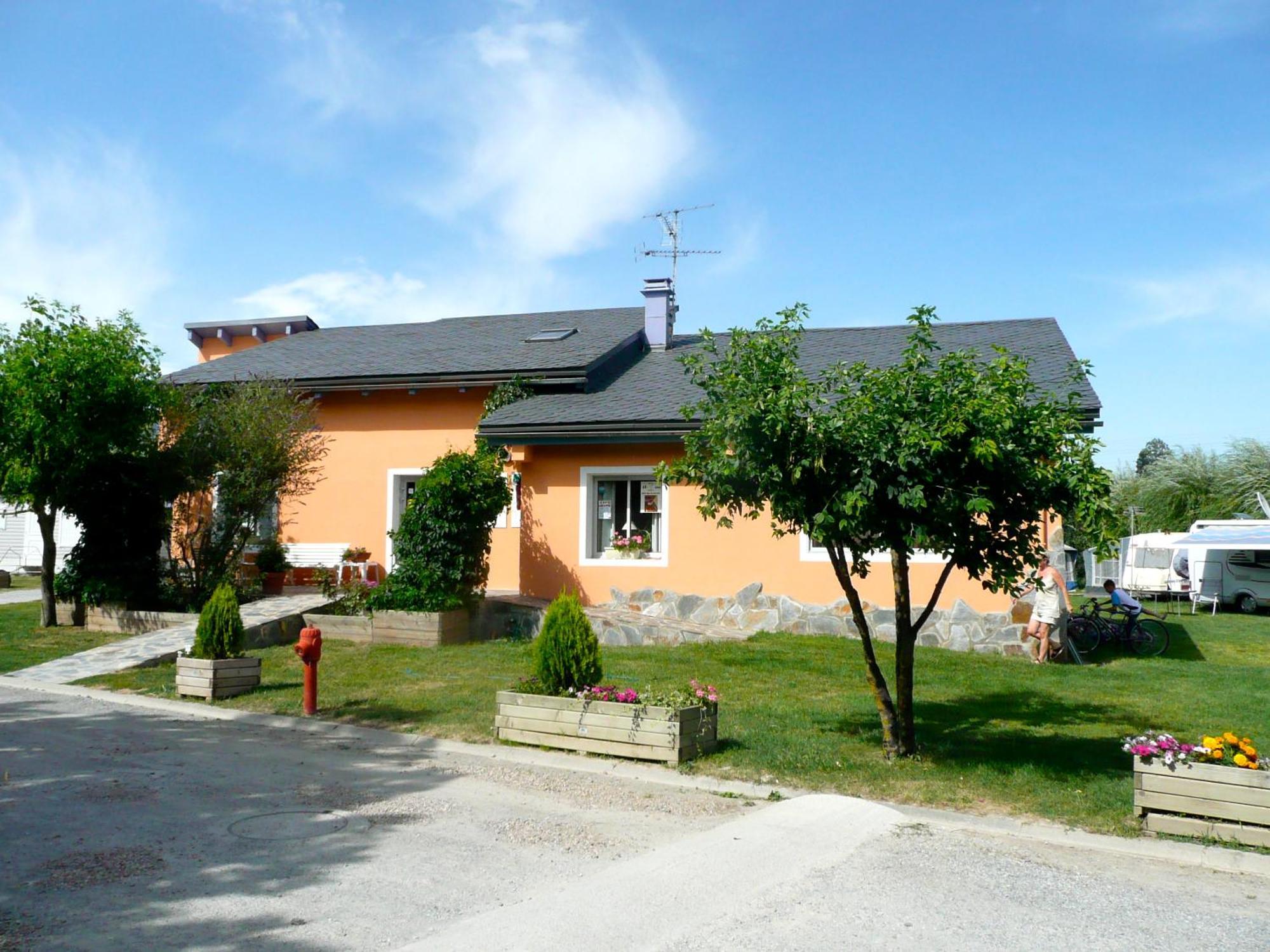 Camping Mas Piques Bourg-Madame Exterior foto